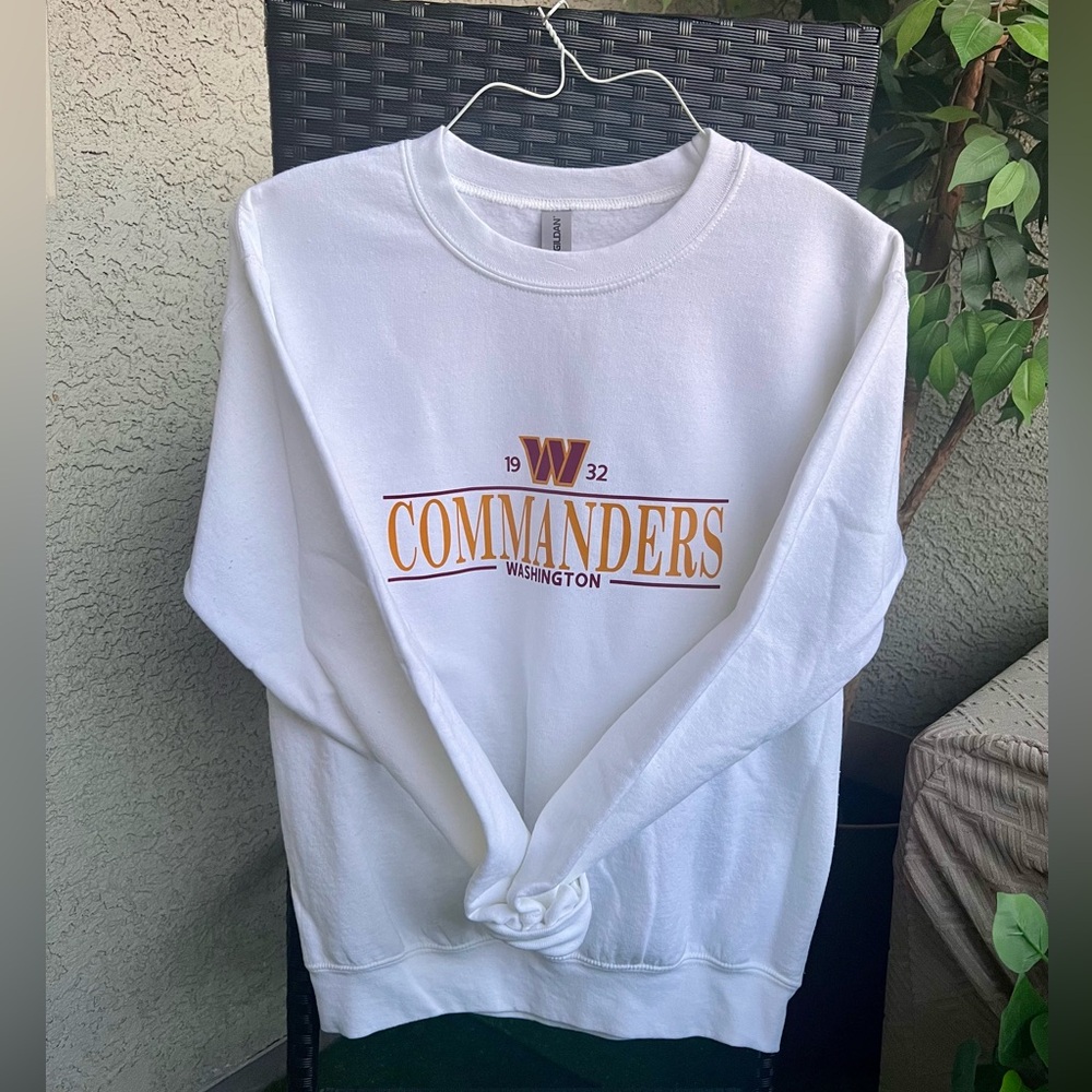 Washington Commanders NFL Crewneck - Picture 1 of 2